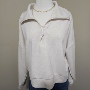 Cropped 1/2 Zip Sweatshirt